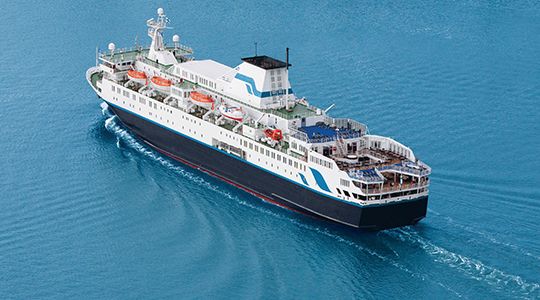 M/V Ocean Endeavour cruise exterior